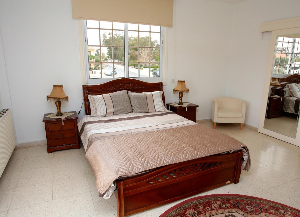 The White House Villa Larnaca Exterior photo