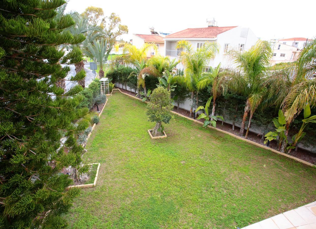 The White House Villa Larnaca Exterior photo